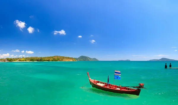 Barco em phuket tailândia — Fotografia de Stock