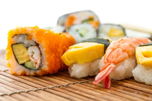 Báječný čerstvé sushi rolky — Stock fotografie