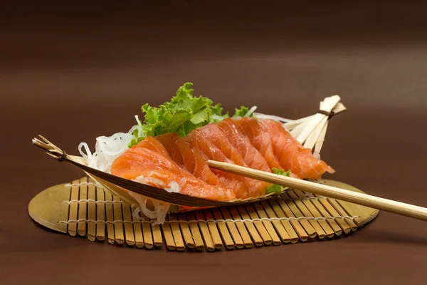 Plátky syrové losos sashimi — Stock fotografie