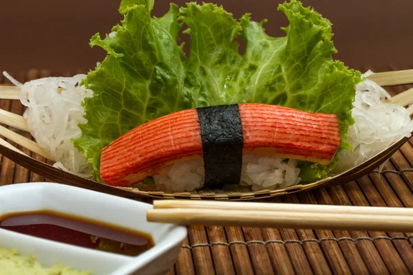Yummy Fresh Sushi rolos — Fotografia de Stock