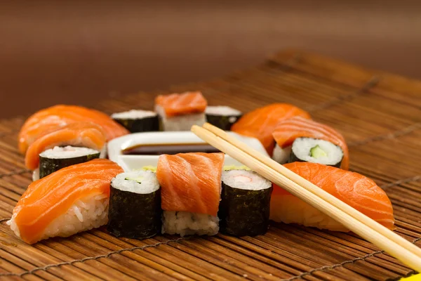 Yummy Fresh Sushi rolls — Stock Photo, Image