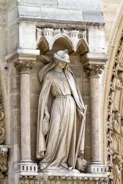 Rzeźby świętych notre Dame de paris — Zdjęcie stockowe