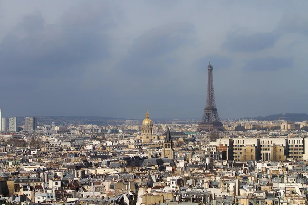 Eiffel Tower and roofs of Paris — Stock Photo, Image