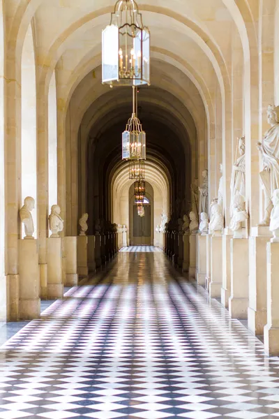 Εσωτερικό διάδρομο στο παλάτι των Βερσαλλιών — Φωτογραφία Αρχείου