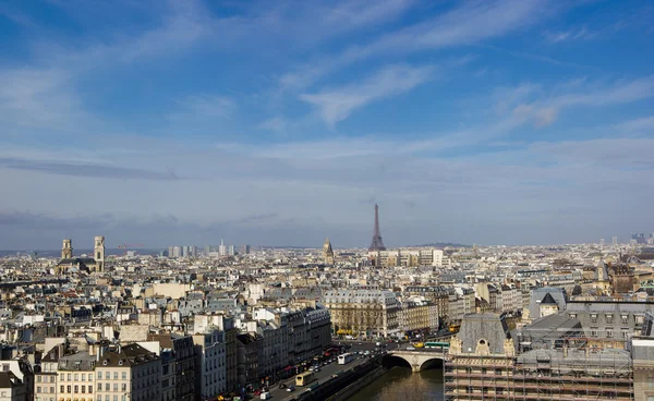 Linha do horizonte de Paris de Notre Dame — Fotografia de Stock