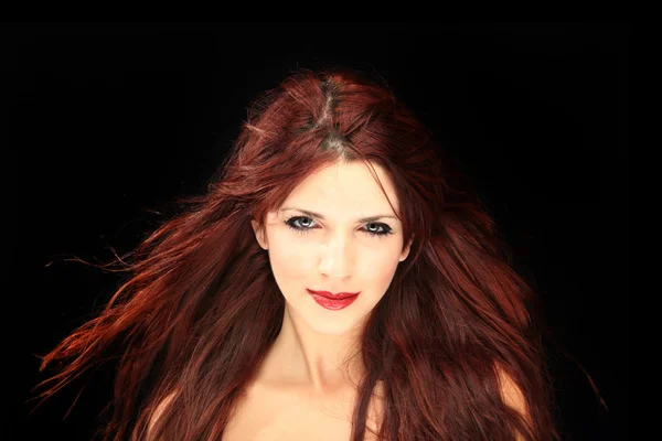 Κόκκινο πορτρέτο γυναίκα μαλλιά — Φωτογραφία Αρχείου
