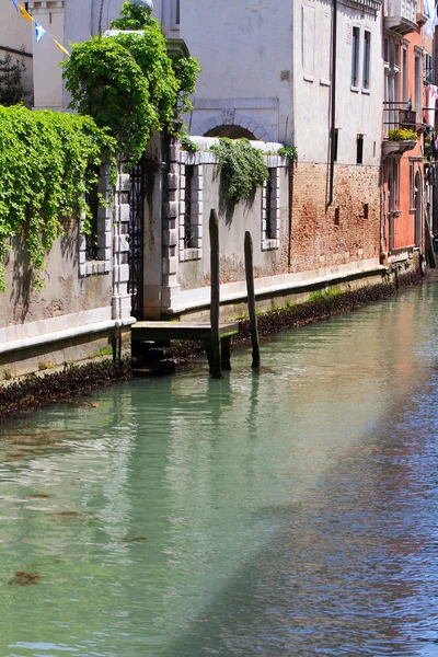 Straßen der italienischen Stadt Venedig — Stockfoto