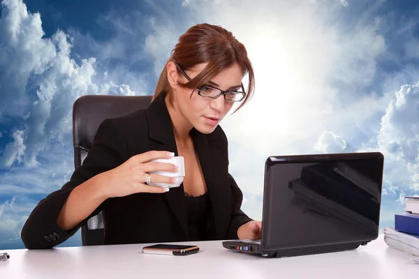 Business woman at the office — Stock Photo, Image