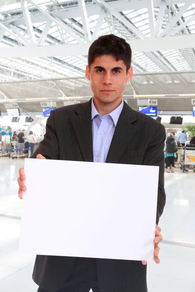 Homme d'affaires à l'aéroport — Photo