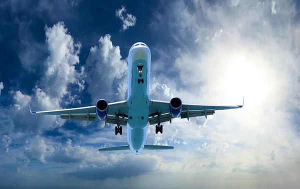 Airplane in the sky — Stock Photo, Image