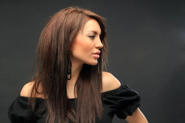 Beautiful long hair brunette woman portrait — Stock Photo, Image