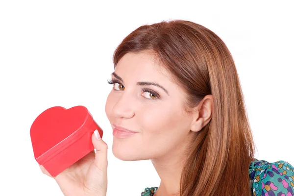 Ritratto invernale di una bella giovane donna sorridente — Foto Stock