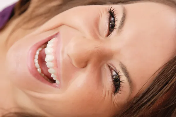 Retrato de una mujer fresca y encantadora — Foto de Stock