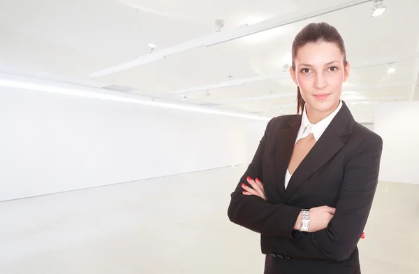 Retrato de uma mulher fresca e adorável — Fotografia de Stock