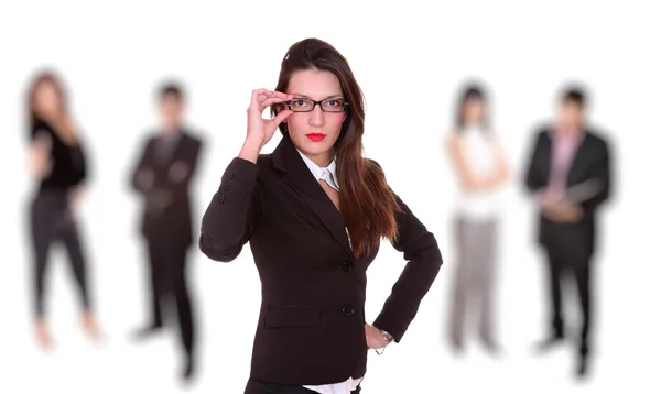 Geschäftsfrau leitet ein Team im Büro — Stockfoto