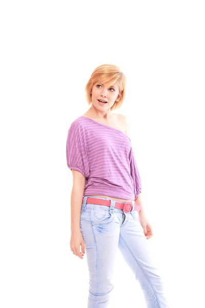 Νεαρό κορίτσι με ροζ μπλούζα — Φωτογραφία Αρχείου