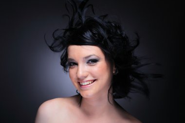 genç seksi kadın portresi. Stüdyo vurdu