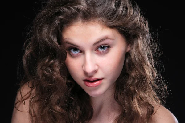 Young glamour woman portrait. Studio shot — Stock Photo, Image