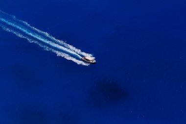 İyonya Denizi Motorlu tekne