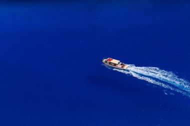 İyonya Denizi Motorlu tekne