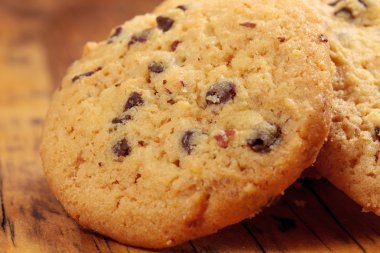 Ev yapımı çikolatalı kurabiye.