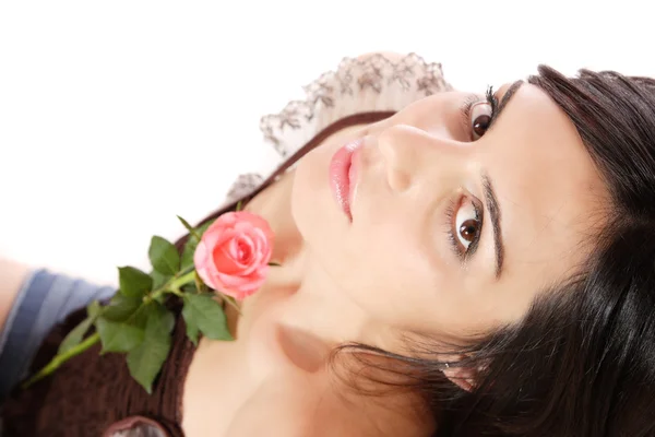 Portret van verse en mooie vrouw met bloem — Stockfoto