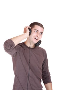 adam müzik dinleme
