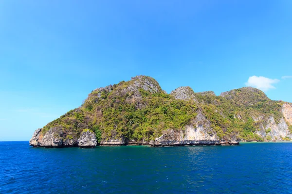 Beautiful bay of Phi Phi island Thailand — Stock Photo, Image