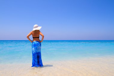 kadın plaj tatil yaz