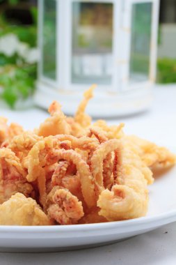 Kızarmış squids Restoran