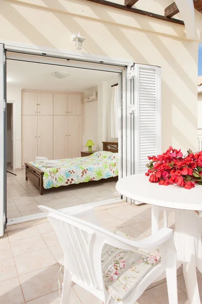 Slaapkamer van een prive villa — Stockfoto