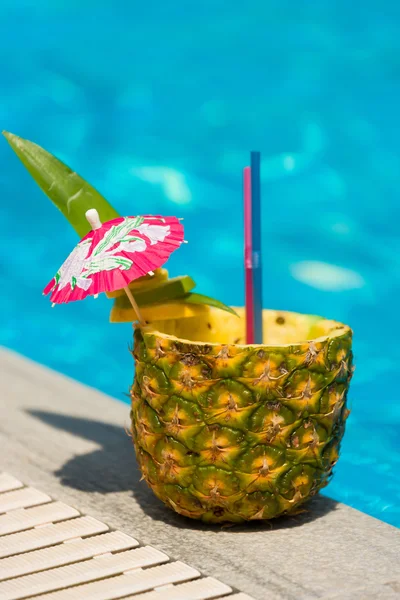 Pineapple By The Pool — Stock Photo, Image