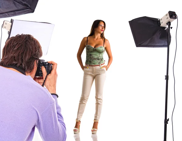 Young model poses for young photographer — Stock Photo, Image