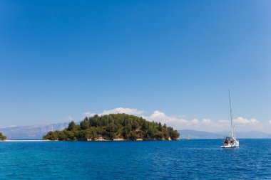 Denizde yelken açmak