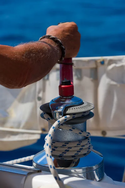 Treuil de voilier et yacht à corde détail — Photo