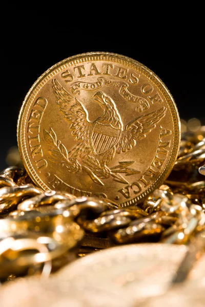 Pět dolarů zlaté mince — Stock fotografie