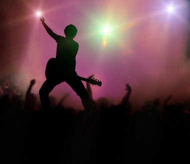 gitarist rock konserinde