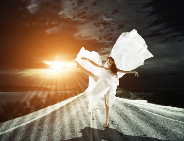 tyle dansçı bozuk yolda