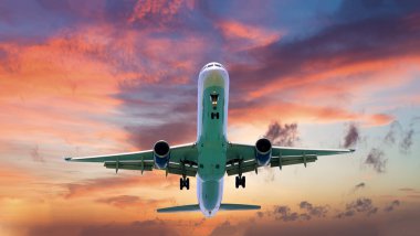 ticari jet uçak uçuş