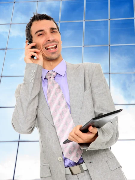 Geschäftsmann mit Tisch — Stockfoto