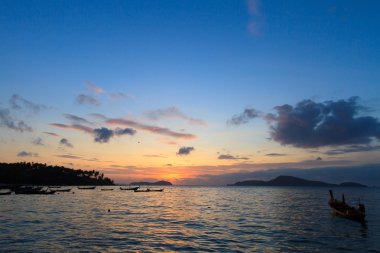 güzel gündoğumu rawai Phuket