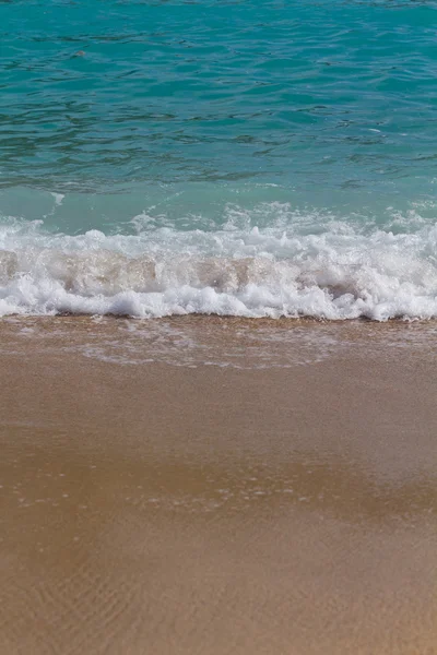 Weiche Welle des Meeres am Strand — Stockfoto