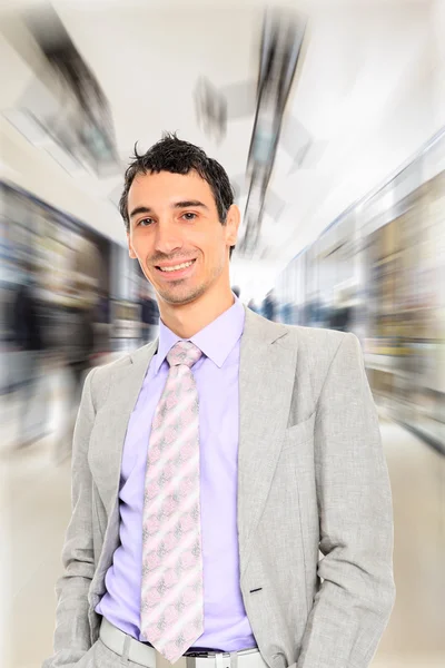 Homem de negócios posando — Fotografia de Stock