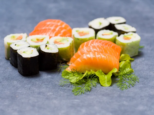 Japonské potraviny čerstvé Sushi — Stock fotografie