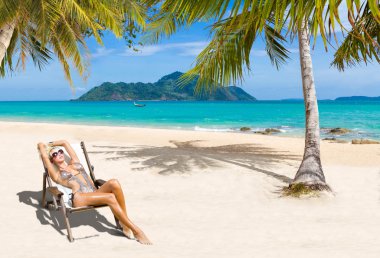 Laem ka beach phuket Adası