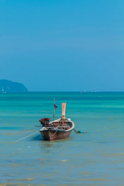 Båt i phuket thailand — Stockfoto