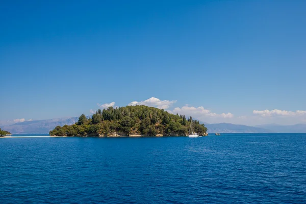 La isla Escorpio en Nidri Lefkada —  Fotos de Stock