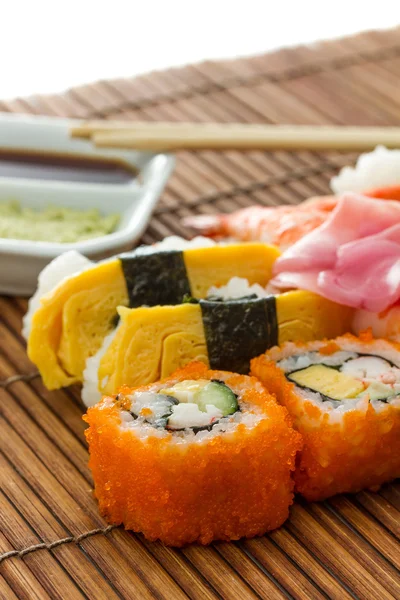 Lekkere verse sushi rolt — Stockfoto