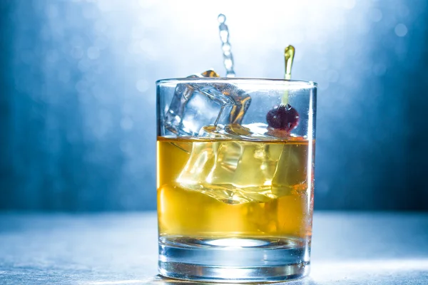 Whisky glass with ice cubes — Stock Photo, Image