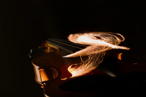 Violin on fire illustration — Stock Photo, Image